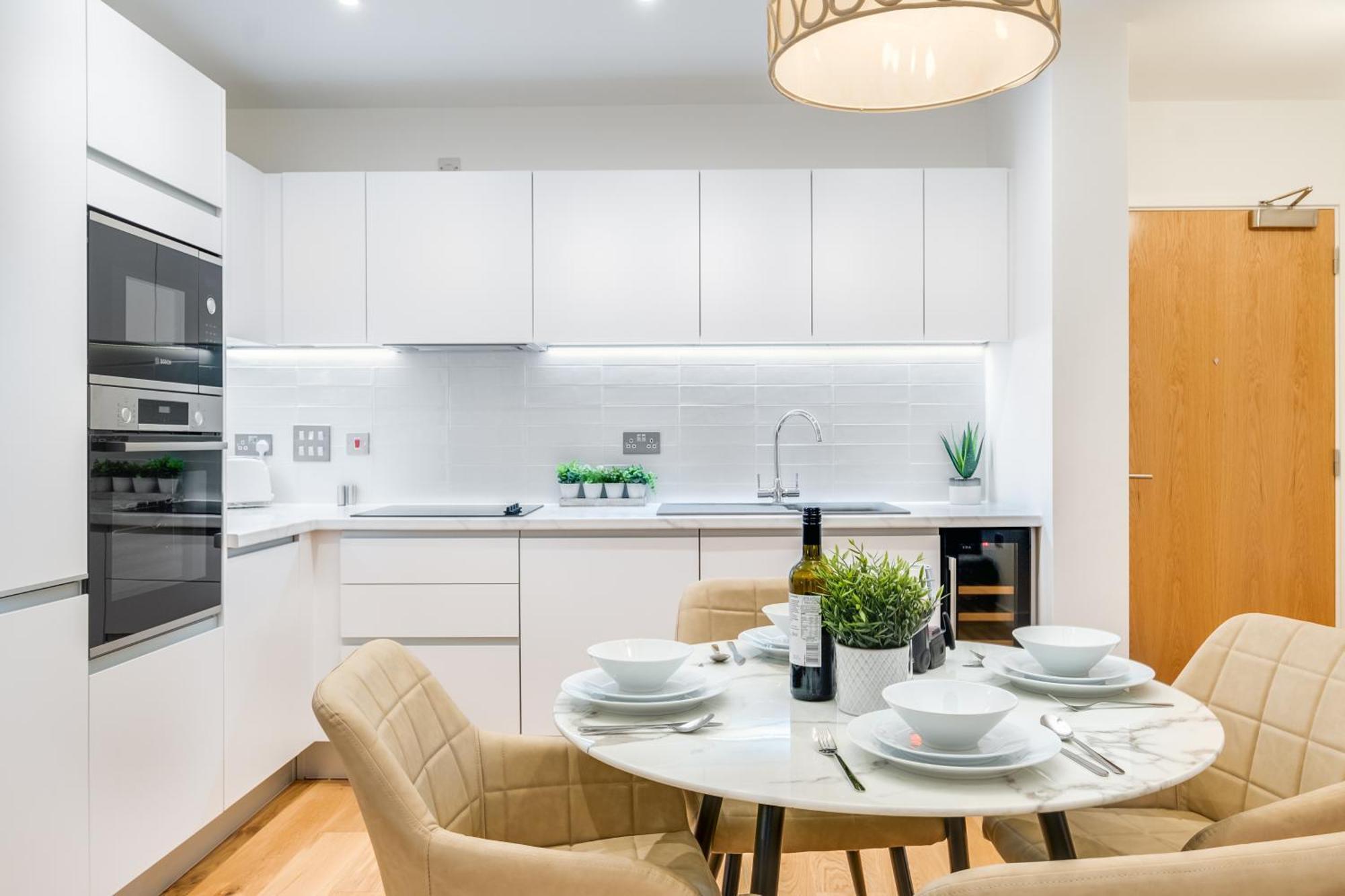 Pluxa Creme Opulence 5 Star Beautiful High End Apartment In Birmingham City Centre Exteriör bild